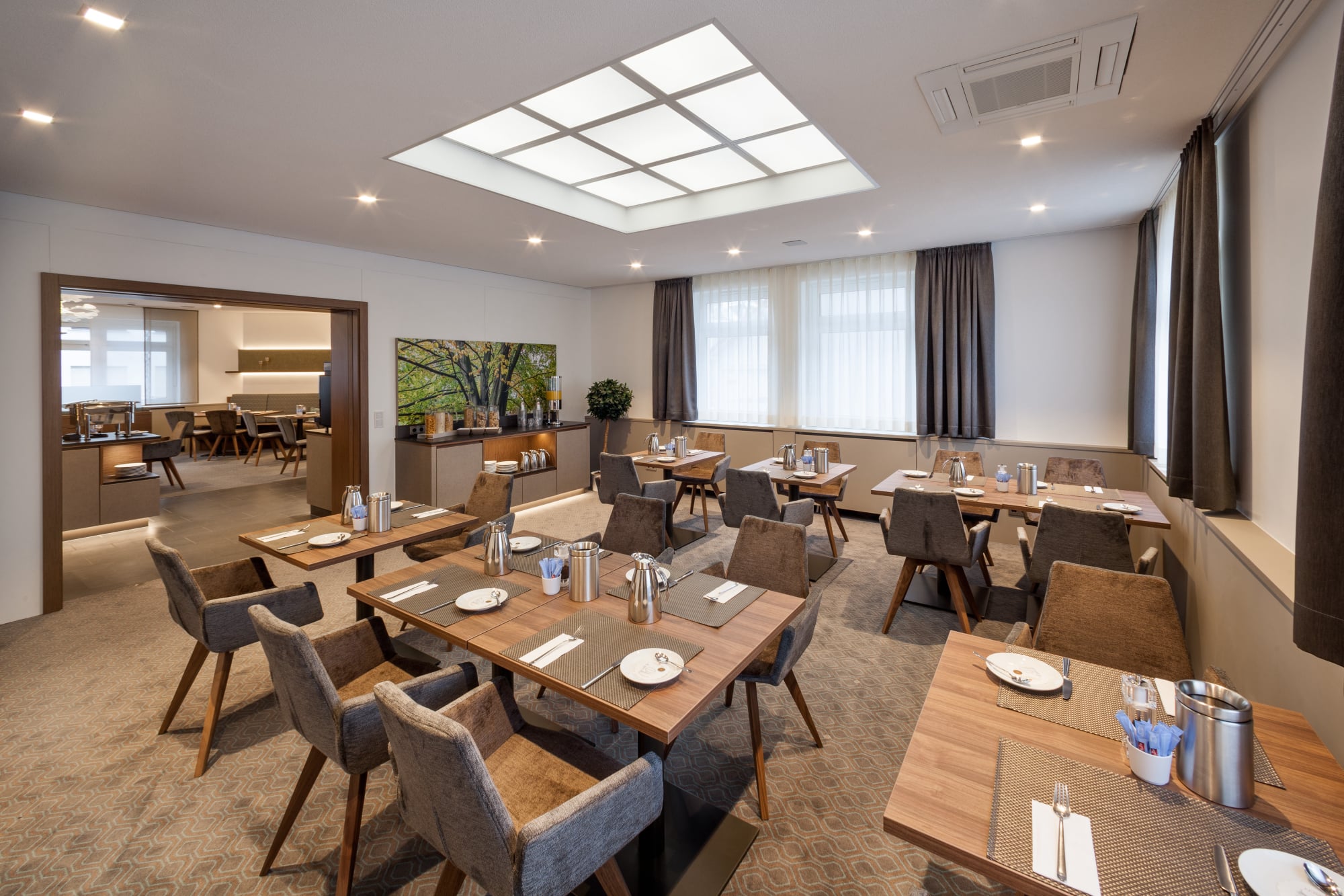 A view of the breakfast room